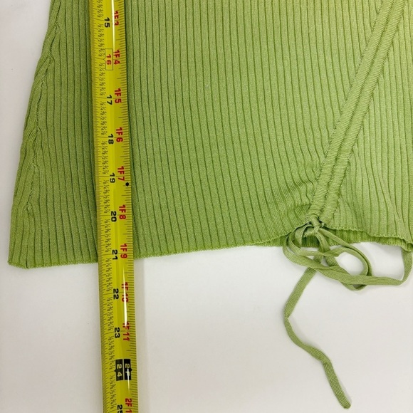 Song of Style Mick Sweater in Green Size XS - Picture 13 of 13